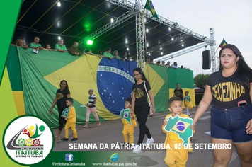Foto - DIA DA RAÇA NA AVENIDA GETÚLIO VARGAS.