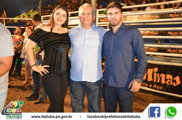 Foto - 28ª Expoagro - Homenagem ao prefeito Valmir Climaco