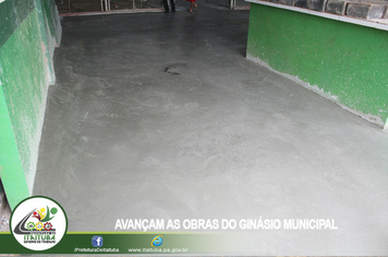 Foto - AVANÇAM AS OBRAS DO GINÁSIO MUNICIPAL