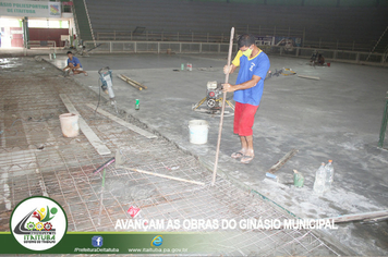 Foto - AVANÇAM AS OBRAS DO GINÁSIO MUNICIPAL