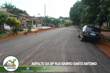 Foto - CONCLUÍDO O ASFALTAMENTO DA 30ª RUA BAIRRO SANTO ANTÔNIO