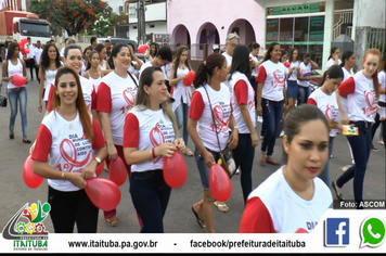 Foto - DEZEMBRO VERMELHO