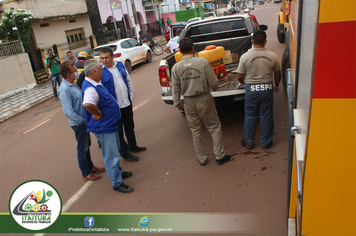 Foto - EM PROTEÇÃO A POPULAÇÃO SEMSA REALIZA AÇÃO DESINFECÇÃO NA CIDADE CONTRA O CORONAVÍRUS