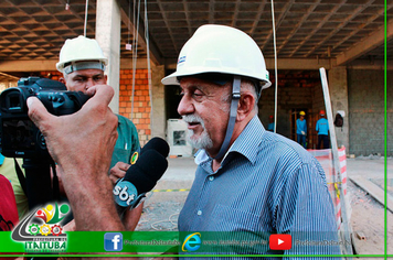 Foto - ENTREGA DE MAQUINARIOS