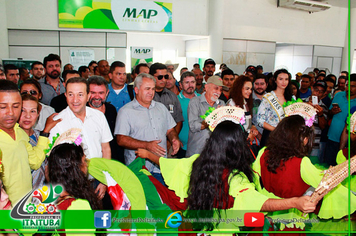 Foto - ENTREGA DE MAQUINARIOS