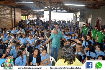 Foto - ESCOLA-MÃO COOPERADORA