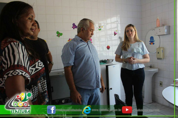 Foto - INSTALAÇÃO DE UM MAMÓGRAFO