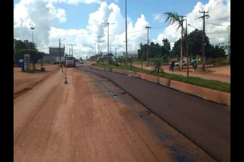 Foto - MAIS UM TRECHO RECEBE ASFALTO NA RODOVIA TRANSAMAZÔNICA