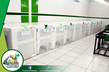 Foto - PREFEITO ENTREGA NOVAS INSTALAÇÕES PARA SECRETARIA DE EDUCAÇÃO