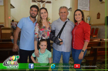 Foto - PREFEITO RECEBE HOMENAGEM