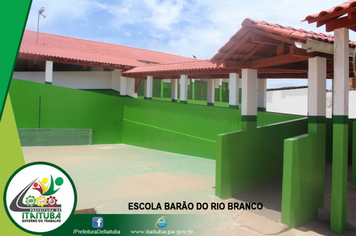 Foto - PREFEITURA FAZ REVITALIZAÇÃO EM SEIS ESCOLAS MUNICIPAIS