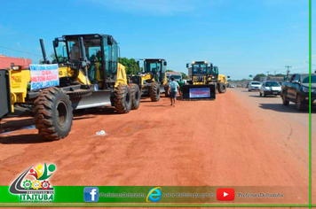 Foto - PREFEITURA RECEBE 17 MAQUINAS
