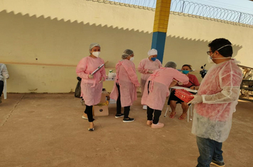 Foto - SECRETARIA DE SAÚDE REALIZA MUTIRÃO DE TESTE PARA COVID-19