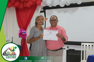 Foto - SEMDAS ENTREGA CERTIFICADOS DOS CURSOS