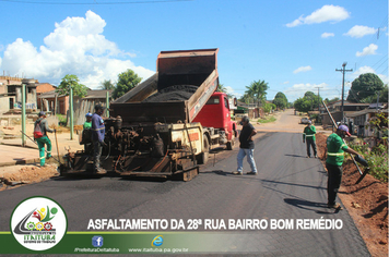 Foto - SEMINFRA CONCLUI ASFALTAMENTO DA 28ª RUA