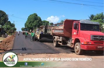 Foto - SEMINFRA CONCLUI ASFALTAMENTO DA 28ª RUA