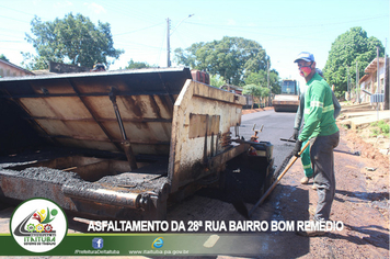 Foto - SEMINFRA CONCLUI ASFALTAMENTO DA 28ª RUA