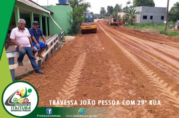 Foto - SEMINFRA EM AÇÃO DO LADO DAQUI E DO LADO DE LÁ