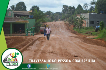 Foto - SEMINFRA EM AÇÃO DO LADO DAQUI E DO LADO DE LÁ