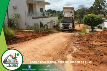 Foto - TERRAPLANAGEM BAIRRO BOM JARDIM