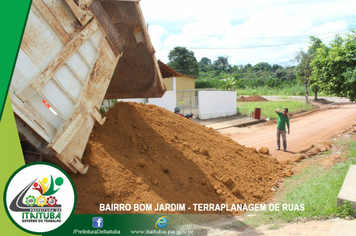 Foto - TERRAPLANAGEM BAIRRO BOM JARDIM