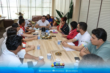 GOVERNO MUNICIPAL REÚNE COM A DIRETORIA DO DSEI TAPAJÓS PARA DISCUTIR A SAÚDE DOS POVOS INDÍGENAS EM ITAITUBA.