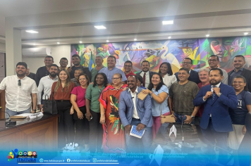 SECRETÁRIA DE SAÚDE DE ITAITUBA ENFERMEIRA HORENICE CABRAL PARTICIPOU DE REUNIÃO NA CÂMARA DE VEREADORES ONDE ESCLARECEU DÚVIDAS SOBRE O PSS DA SAÚDE 2025.