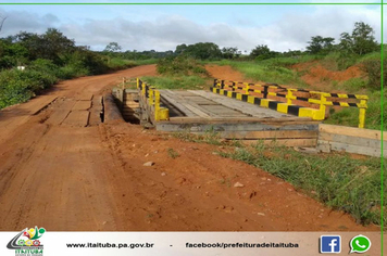 ESTRADAS VICINAIS DAS COMUNIDADES RECEBEM CONSTRUÇÃO E RECUPERAÇÃO DE PONTES.