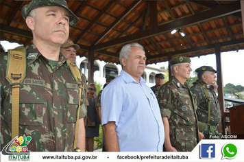 PREFEITO PARTICIPA DA CERIMÔNIA DE POSSE DO NOVO COMANDO DO 53º BIS