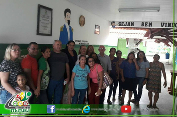 PREFEITO VISITA ESCOLA CEL. RAIMUNDO PEREIRA BRASIL NO BAIRRO LIBERDADE