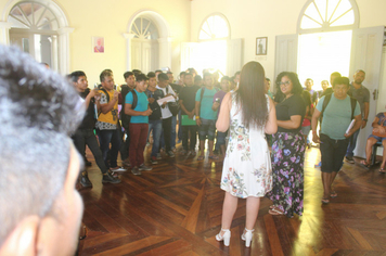 TURMA DE ALUNOS MUNDURUKU DA FACULDADE DO TAPAJÓS VISITAM PAÇO MUNICIPAL ALTAMIRO RAIMUNDO DA SILVA