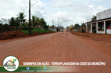 INFRAESTRUTURA NA SEDE E NO INTERIOR DO MUNICÍPIO