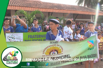 DIA DA RAÇA É MARCADO COM DESFILE ESCOLAR NA COMUNIDADE BOA VISTA (KM 28)