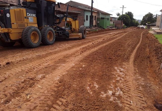 SEMINFRA REALIZA NAS VIAS PÚBLICAS DO DISTRITO DE MIRITITUBA