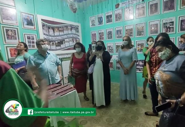 MUSEY ARACY PARAGUASSÚ INAUGURA SALA DE CULTURA IDOLASY MORAES DAS NEVES 