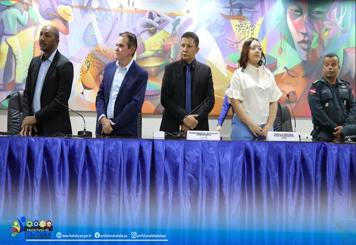 NA NOITE DA ÚLTIMA SEGUNDA-FEIRA, 03/01, ACONTECEU A SESSÃO SOLENE DE ABERTURA DOS TRABALHOS DO PODER LEGISLATIVO DE ITAITUBA.