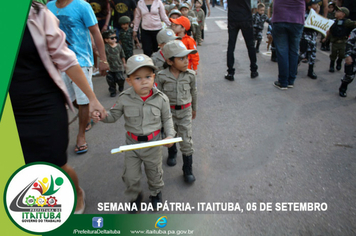 Foto - DIA DA RAÇA NA AVENIDA GETÚLIO VARGAS.