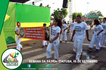 Foto - DIA DA RAÇA NA AVENIDA GETÚLIO VARGAS.