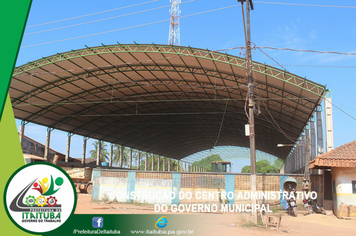 Foto - COMPLEXO ADMINISTRATIVO ESTÁ RECEBENDO COBERTURA
