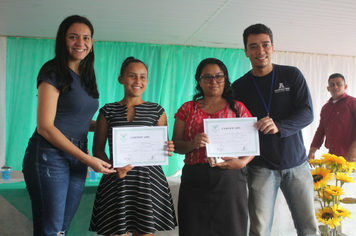 Foto - CRAS DE MIRITITUBA FAZ ENTREGA DE MAIS QUATROCENTOS