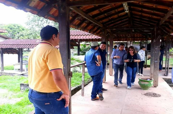 Foto - SECRETÁRIO RECEBEM EQUIPE DO GOVERNO DO ESTADO