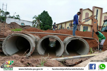 PREFEITURA CONTINUA COM SERVIÇOS DE MACRODRENAGEM NO BAIRRO LIBERDADE