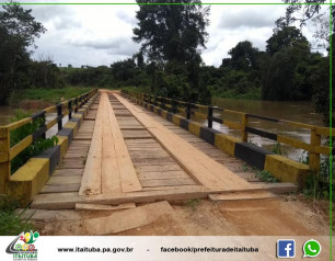 ESTRADAS VICINAIS DAS COMUNIDADES RECEBEM CONSTRUÇÃO E RECUPERAÇÃO DE PONTES.