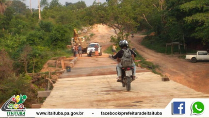 PONTE DO ITAPACURÁ ENTRA NA FASE DE ACABAMENTO E JÁ DÁ TRAFEGABILIDADE PARA COMUNIDADE