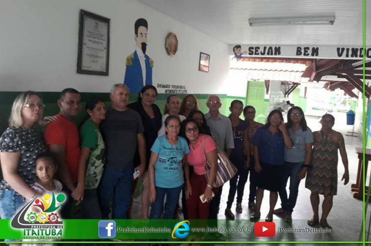 PREFEITO VISITA ESCOLA CEL. RAIMUNDO PEREIRA BRASIL NO BAIRRO LIBERDADE